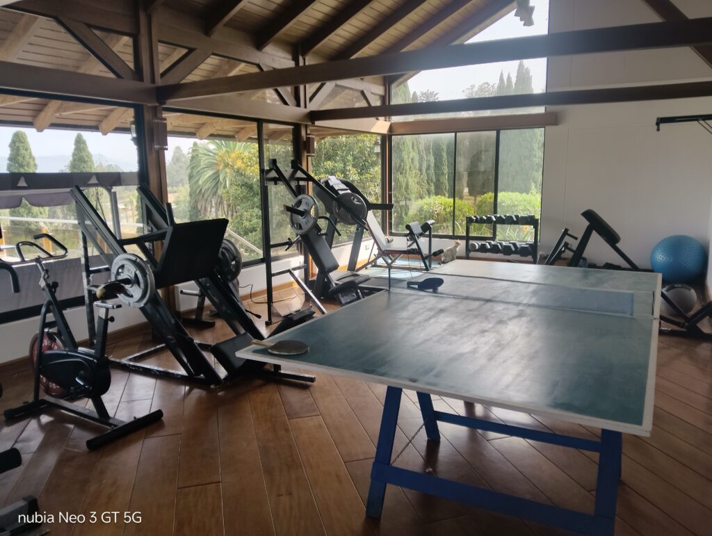 Quito Airport Hotel with Gym
